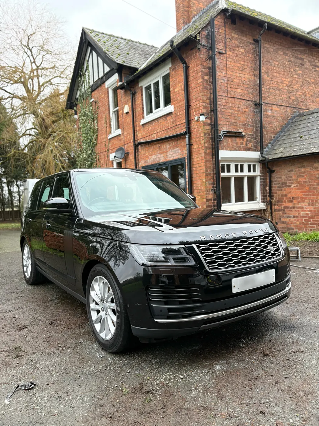 Black Range Rover