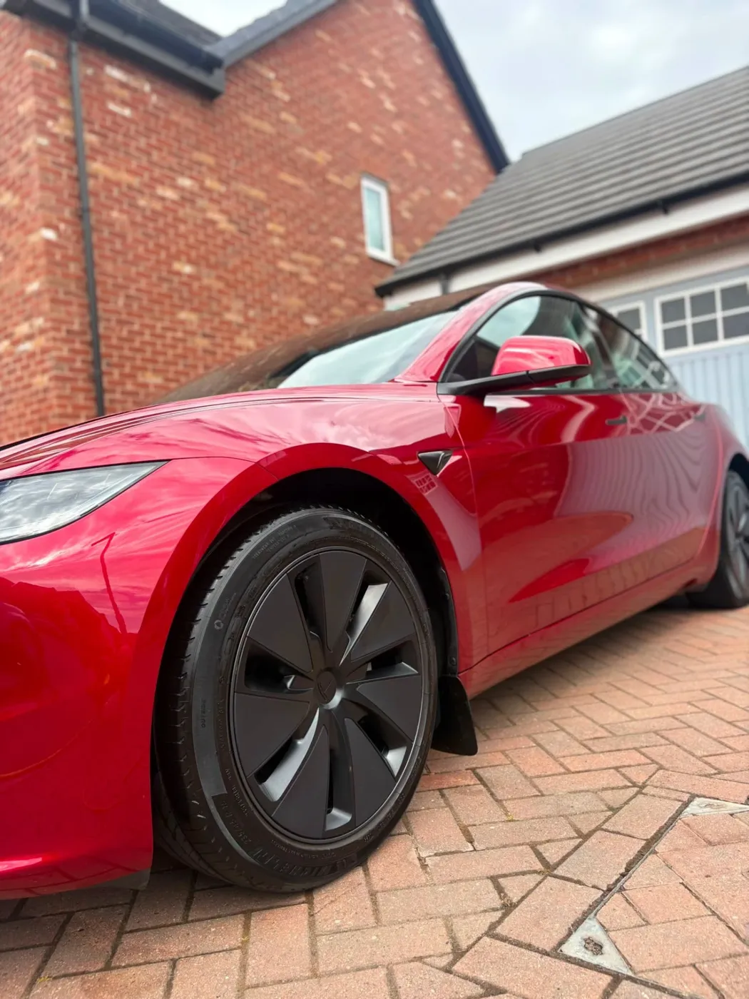 Red Tesla after an Empire detail