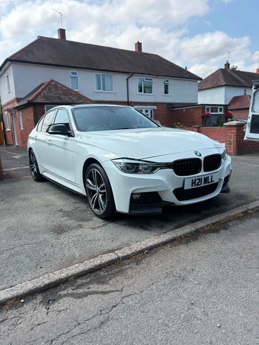 White BMW 3 Series after an Empire detail